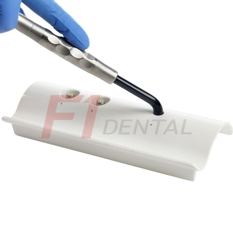 GC D-Light Pro Polimerizasyon Cihazı + Çürük Tespit